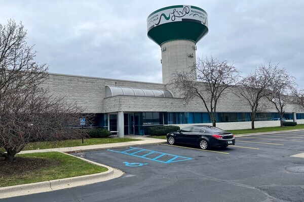 37735 Enterprise Ct, Farmington Hills, MI for lease Building Photo- Image 1 of 26