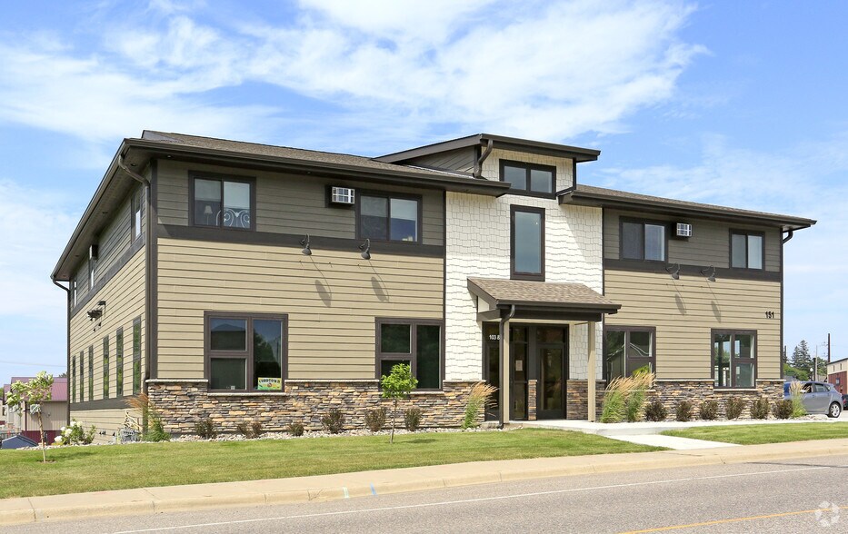 151 5th St NE, Buffalo, MN 55313