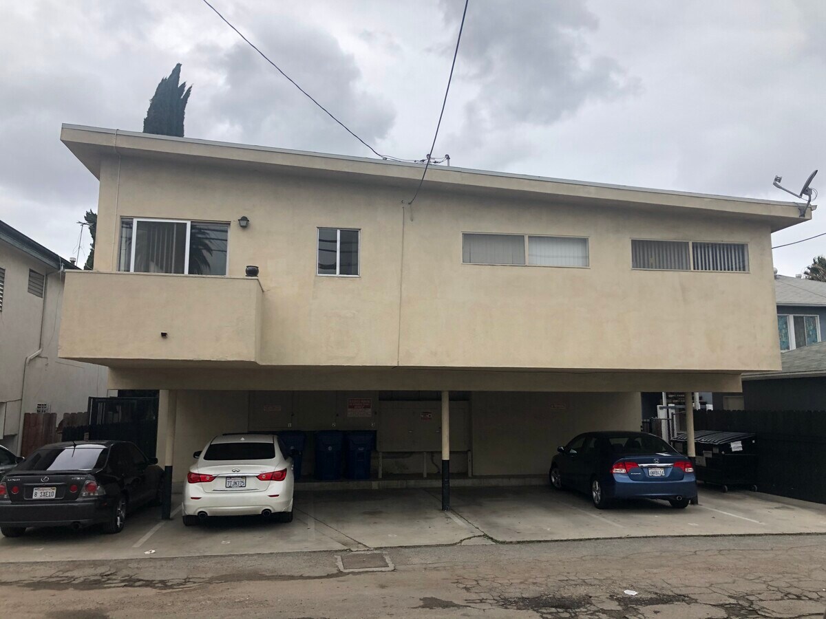 3420 Vinton Ave, Los Angeles, CA 90034