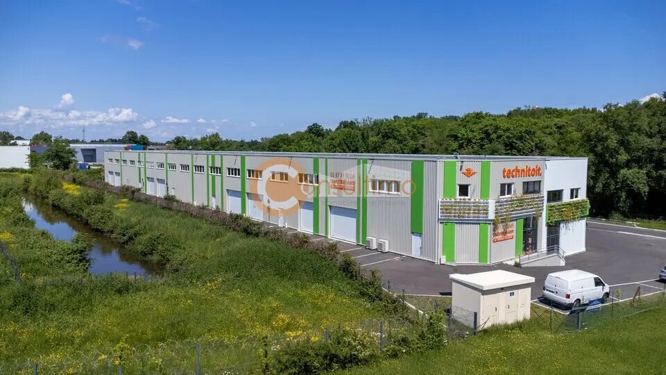 Flex in Tresses for sale - Building Photo - Image 2 of 8