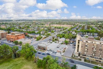 701 14th St NW, Calgary, AB - AERIAL  map view