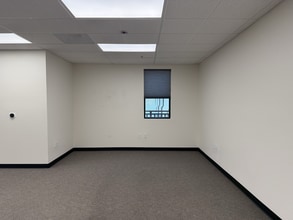 1414 E F St, Oakdale, CA for lease Interior Photo- Image 1 of 4