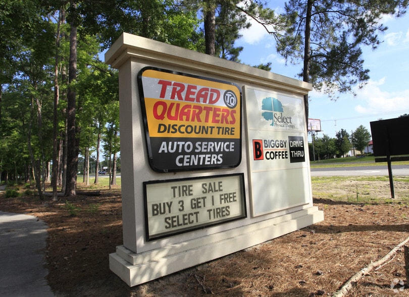 8465 Dorchester Rd, Charleston, SC for lease - Building Photo - Image 3 of 4