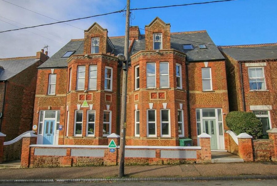 15-17 Avenue Rd, Hunstanton for sale Building Photo- Image 1 of 1