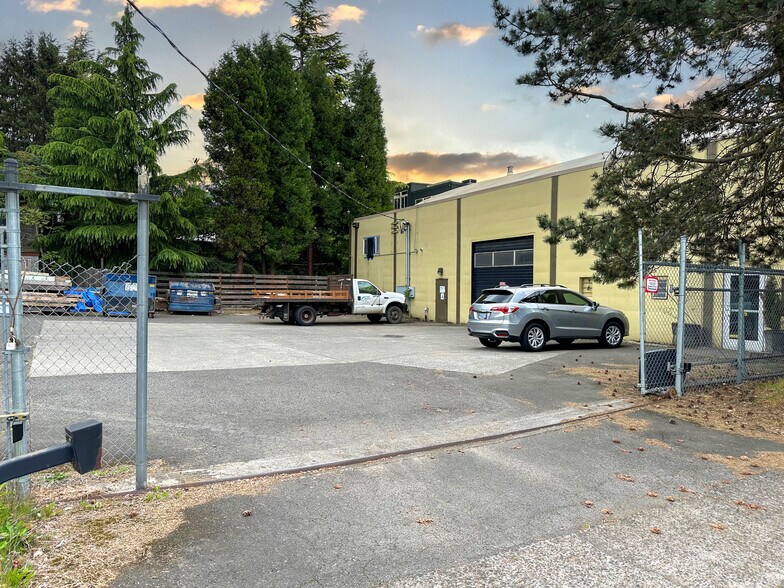 4444 SE 27th Ave, Portland, OR for lease - Building Photo - Image 2 of 7