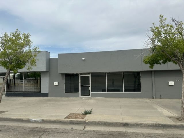 45003-45027 Yucca Ave, Lancaster, CA for lease - Building Photo - Image 1 of 16