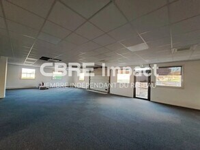 Office in Dijon for sale Interior Photo- Image 1 of 3