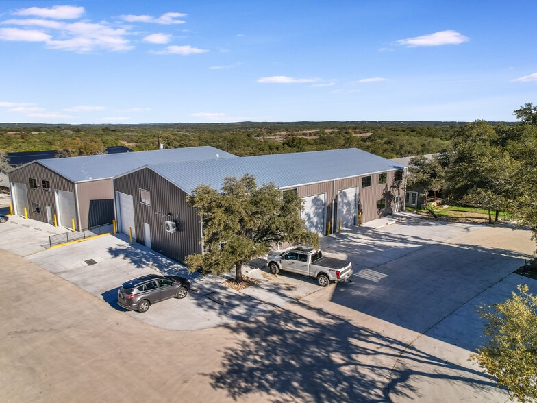 15210 Fitzhugh Rd, Austin, TX for sale - Building Photo - Image 2 of 21