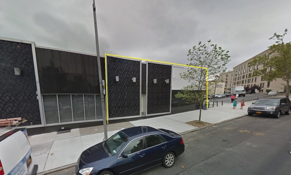 64-02-64-22 108th St, Flushing, NY for lease - Building Photo - Image 2 of 3