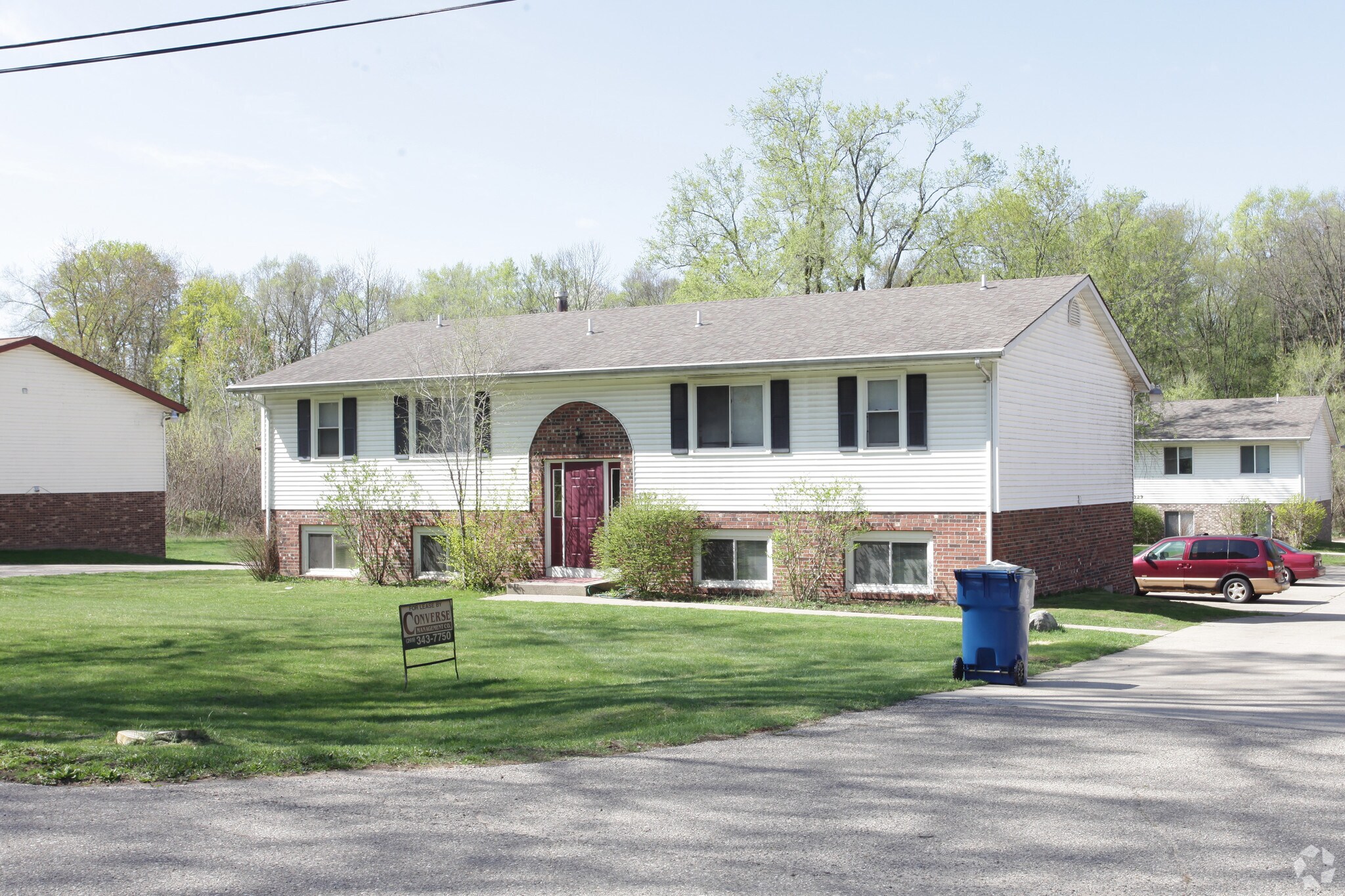 1313-1321 Huntington Ave, Kalamazoo, MI for sale Primary Photo- Image 1 of 1