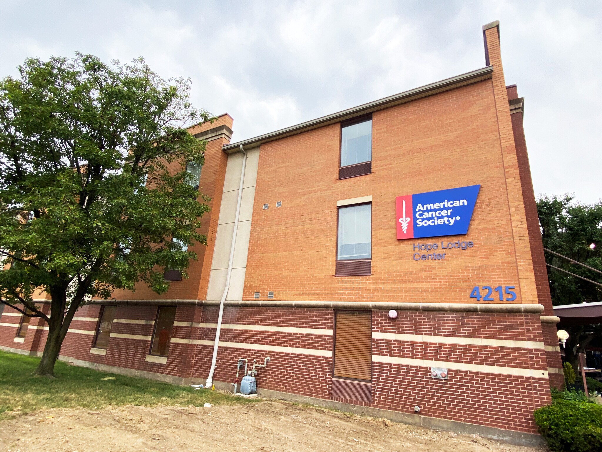 4215 Lindell Blvd, Saint Louis, MO 63108