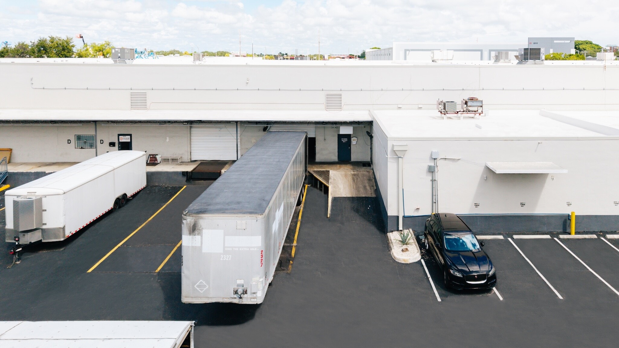 4200 N 29th Ave, Hollywood, FL for lease Building Photo- Image 1 of 2