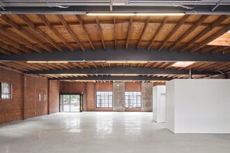 4005 W Jefferson Blvd, Los Angeles, CA for lease Interior Photo- Image 2 of 4