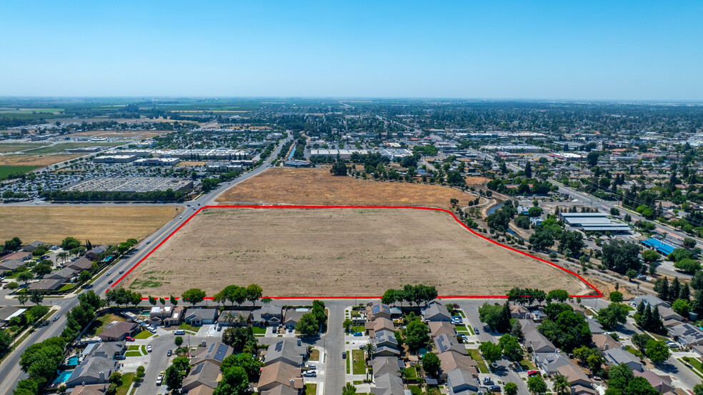 W. Cameron Ave., Visalia, CA for sale - Primary Photo - Image 1 of 5