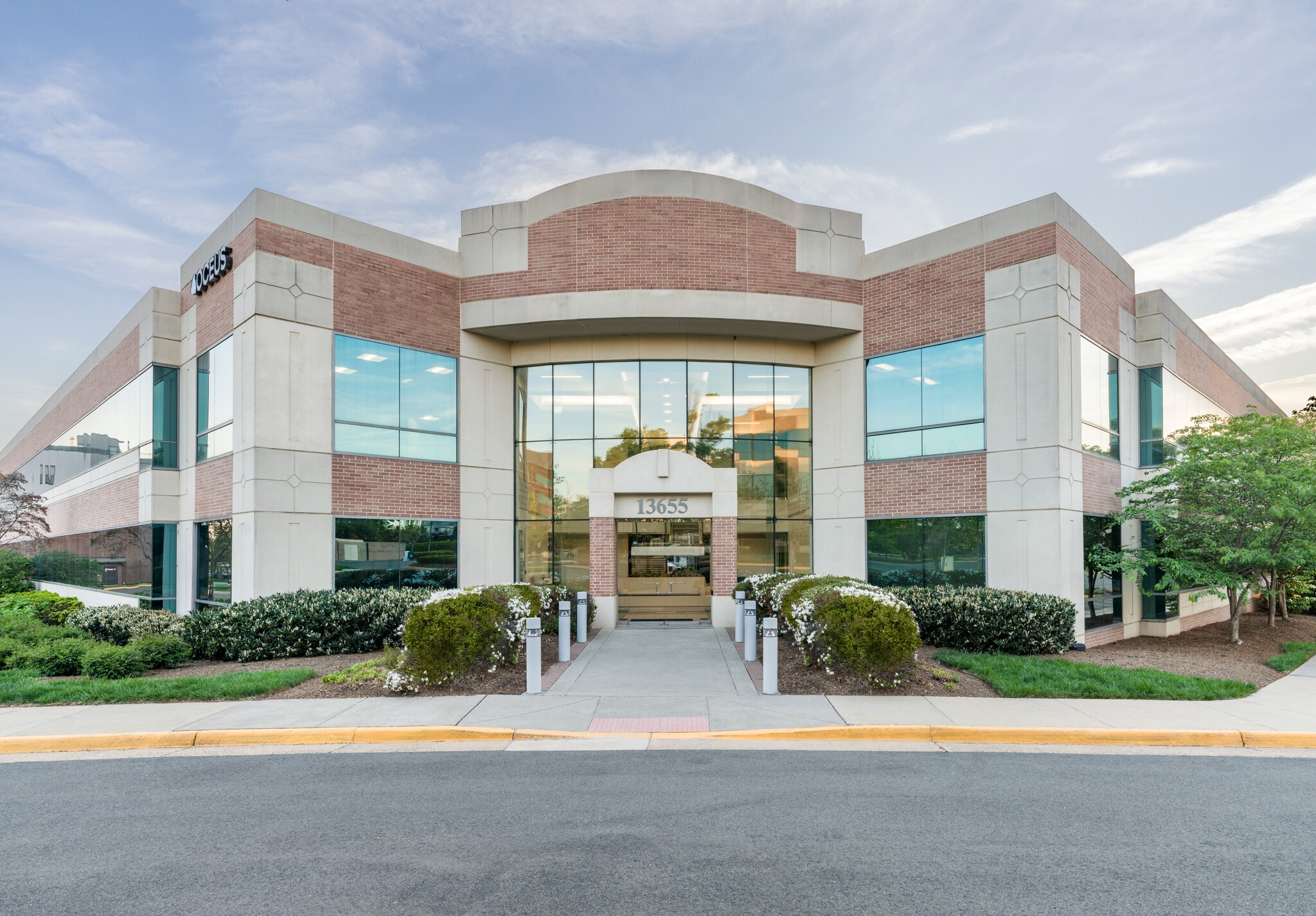 13655 Dulles Technology Dr, Herndon, VA for lease Building Photo- Image 1 of 6