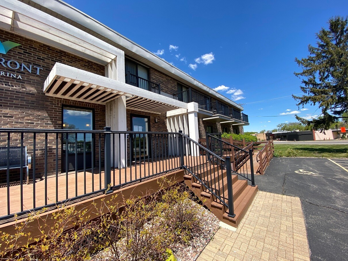 3309 N Chapel Hill Rd, Johnsburg, IL 60051 - Waterfront Hotel, Marina and Restaurant/Land