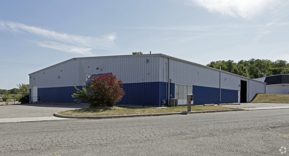 120 Graham Dr, Franklin, OH for sale - Primary Photo - Image 1 of 1