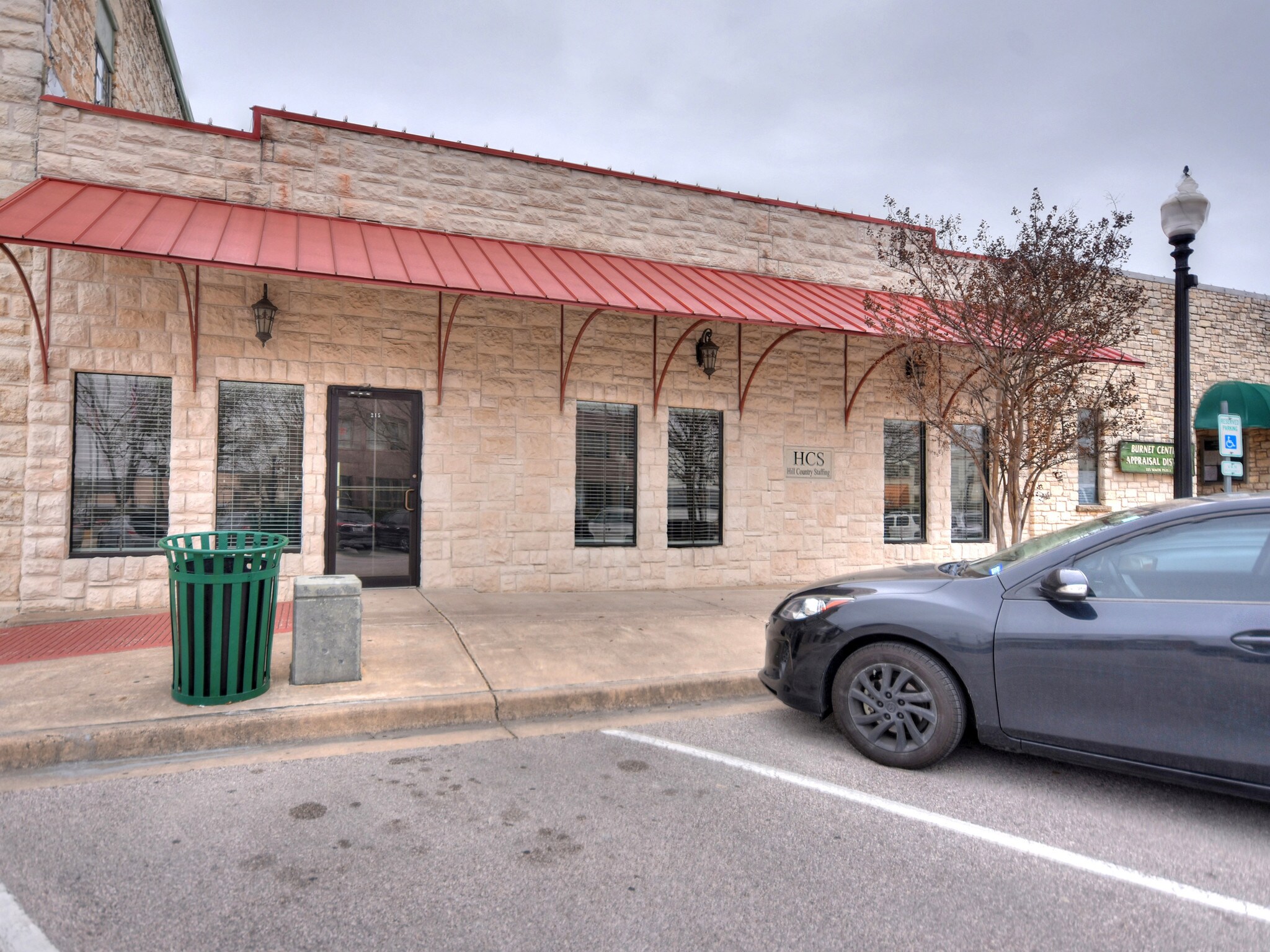 215 S Pierce St, Burnet, TX for sale Primary Photo- Image 1 of 1