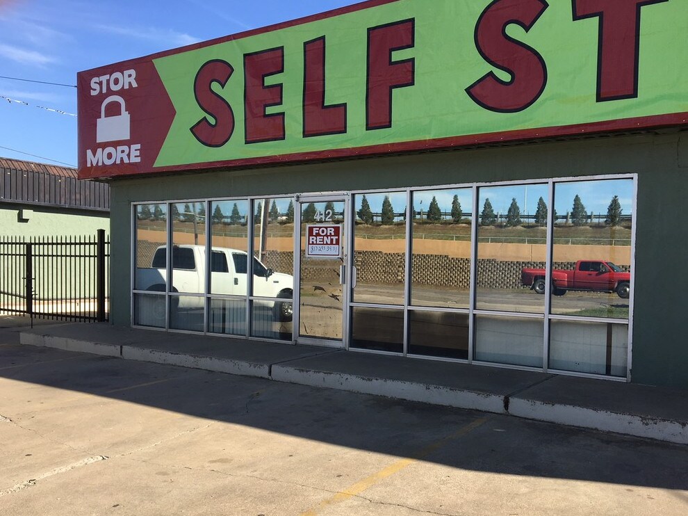 412 NE Wilshire Blvd, Burleson, TX for sale Building Photo- Image 1 of 1