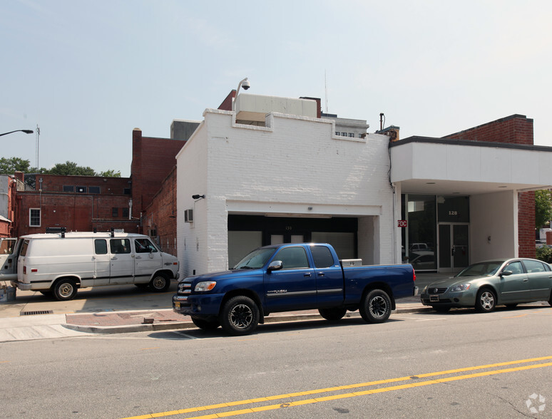 130 Franklin St, Fayetteville, NC for lease - Primary Photo - Image 1 of 6