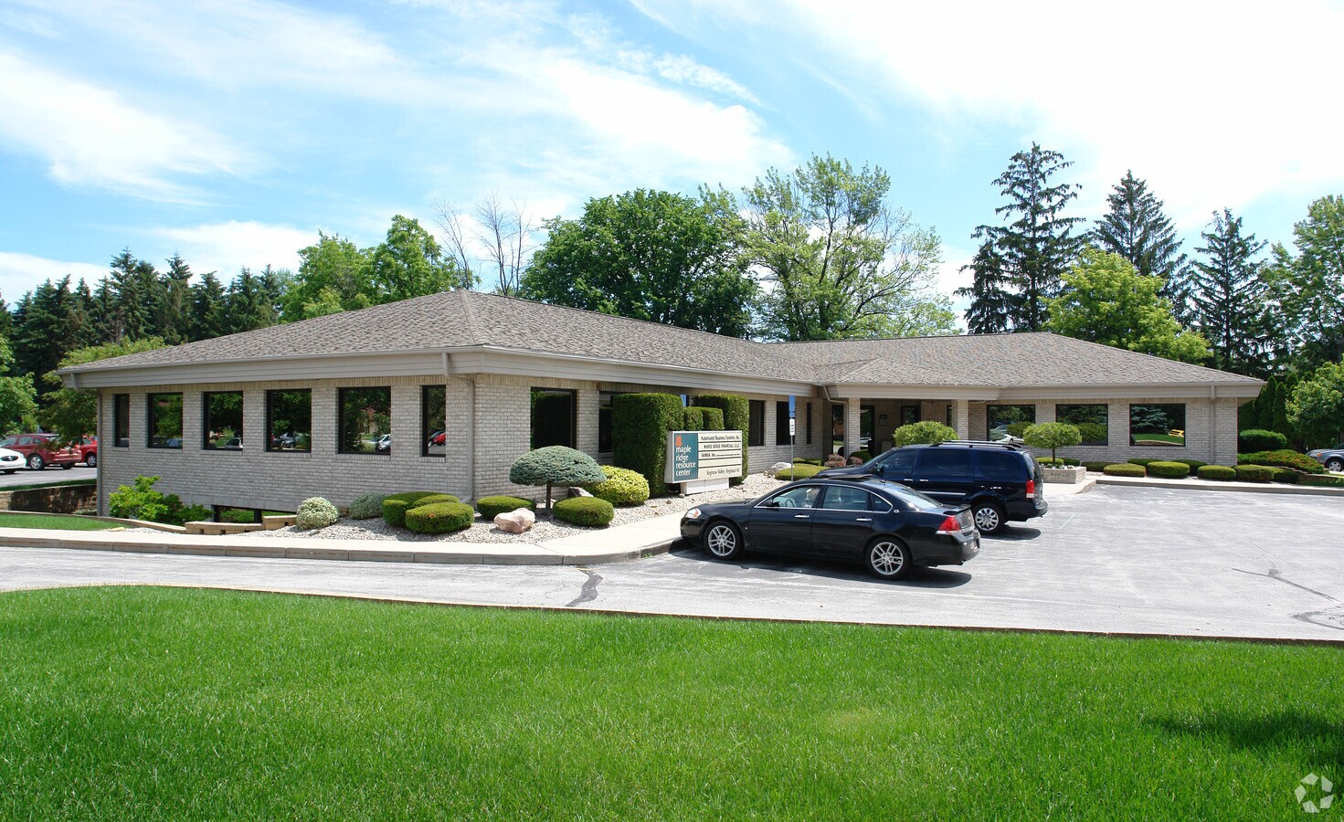 5560 Gratiot Rd, Saginaw, MI 48638