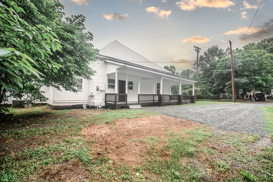 707 W Phifer St, Monroe, NC for sale - Building Photo - Image 3 of 26
