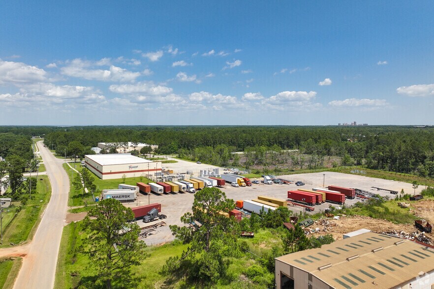 5527 Todd Acres Dr, Mobile, AL for lease - Building Photo - Image 2 of 6