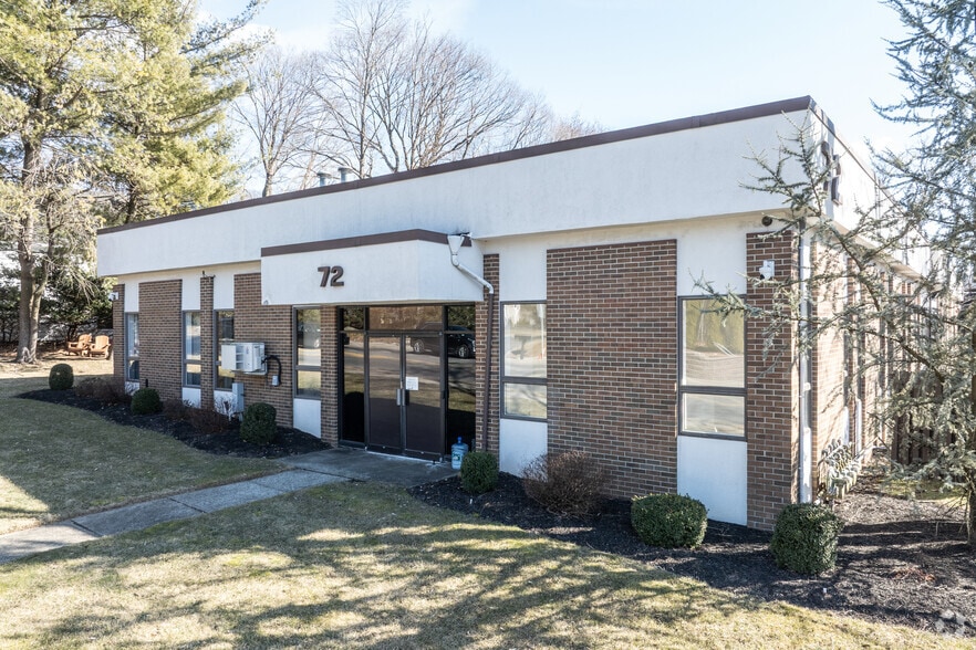 72 Summit Ave, Montvale, NJ for lease - Primary Photo - Image 1 of 43