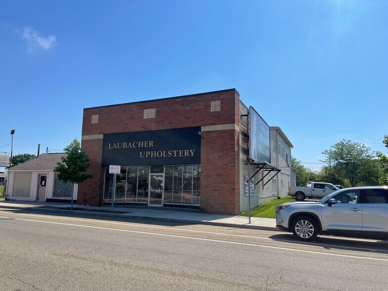 814 Cleveland Ave NW, Canton, OH for sale - Building Photo - Image 2 of 19