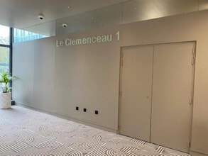 205 Avenue Georges Clemenceau, Nanterre for lease Interior Photo- Image 1 of 3