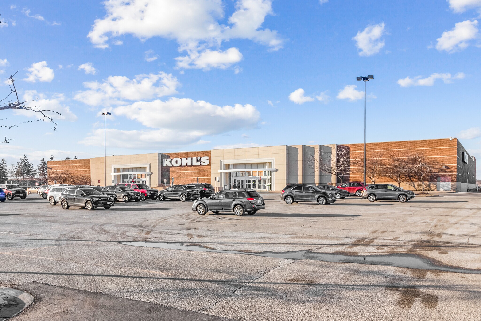 1175 W Winneconne Ave, Neenah, WI for sale Building Photo- Image 1 of 1