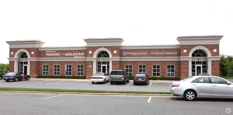 136 Gateway Blvd, Mooresville, NC for sale - Building Photo - Image 3 of 3