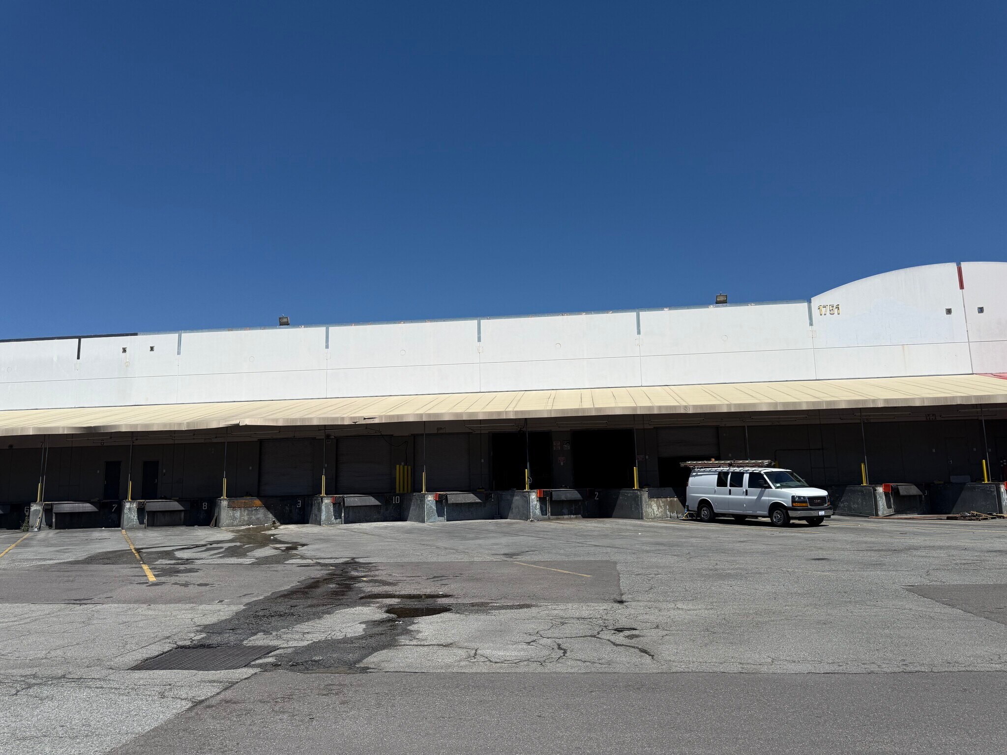 1751 Bay St, Los Angeles, CA for lease Building Photo- Image 1 of 1