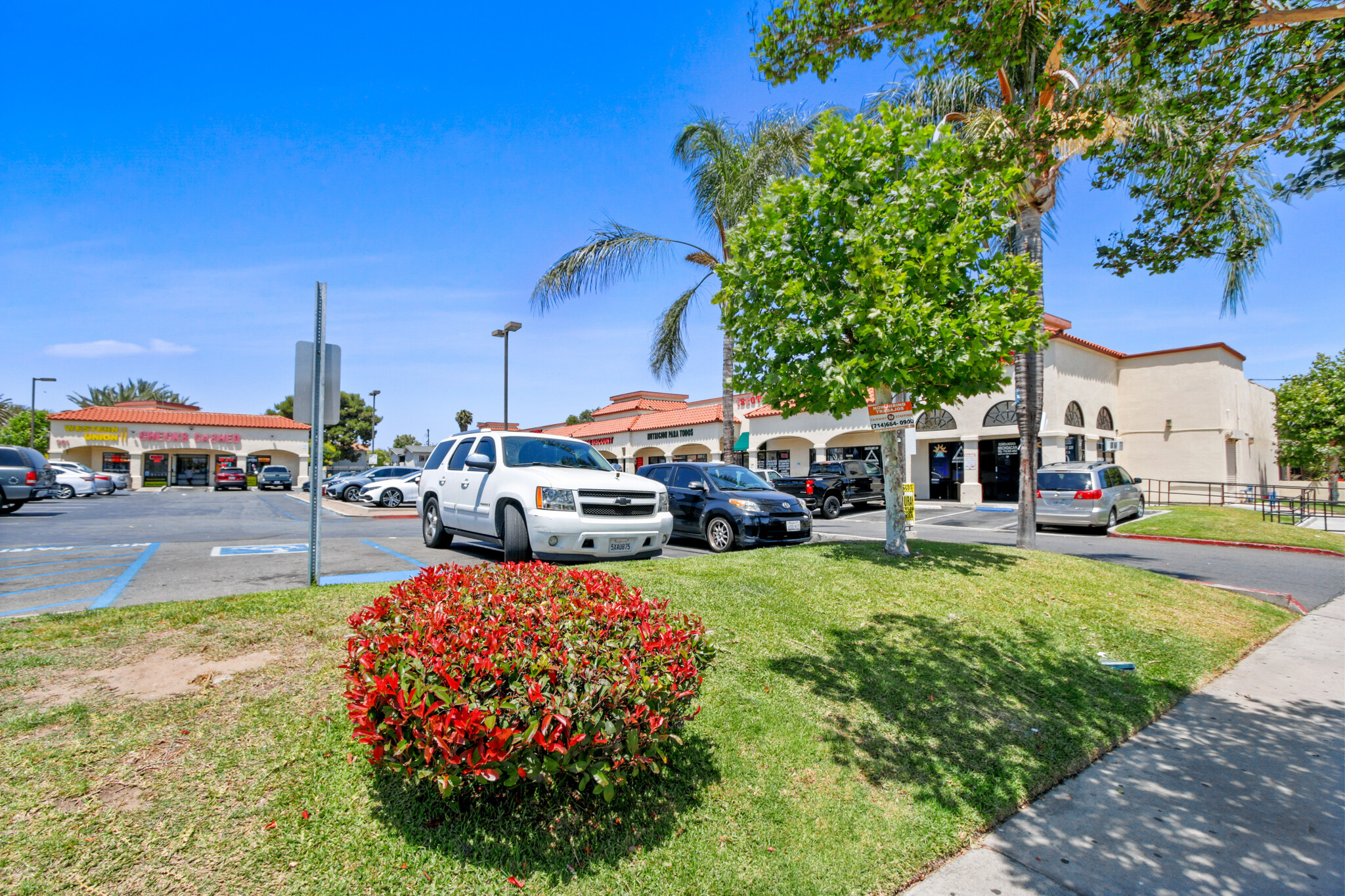 855-905 S Bristol St, Santa Ana, CA for sale Building Photo- Image 1 of 1