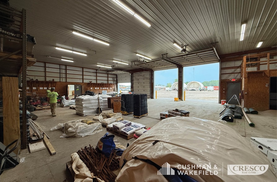 842 Abbe Rd, Sheffield Village, OH for lease - Building Photo - Image 3 of 11