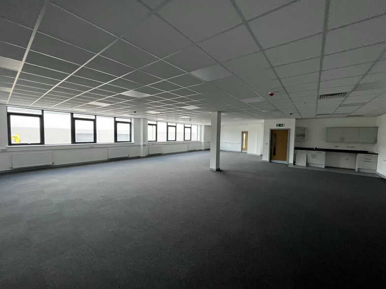 Gorsey Ln, Warrington for lease - Building Photo - Image 3 of 7