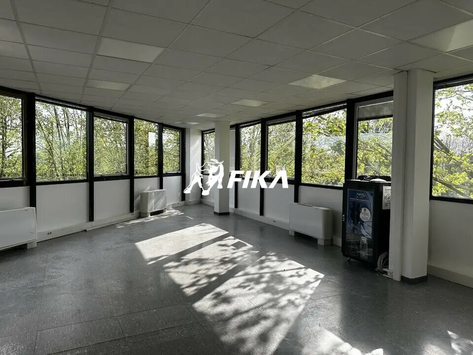 Office in Labège for lease Interior Photo- Image 1 of 7