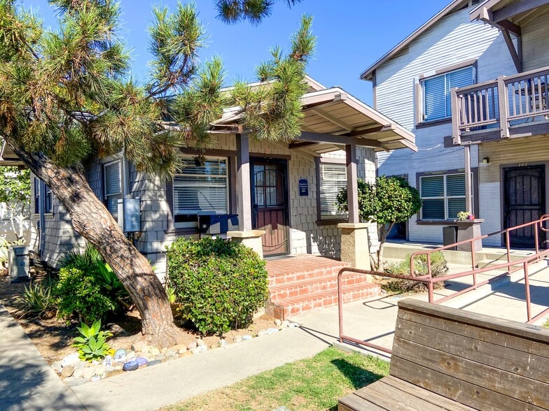 146-154 N Holliston Ave, Pasadena, CA for sale - Building Photo - Image 3 of 4