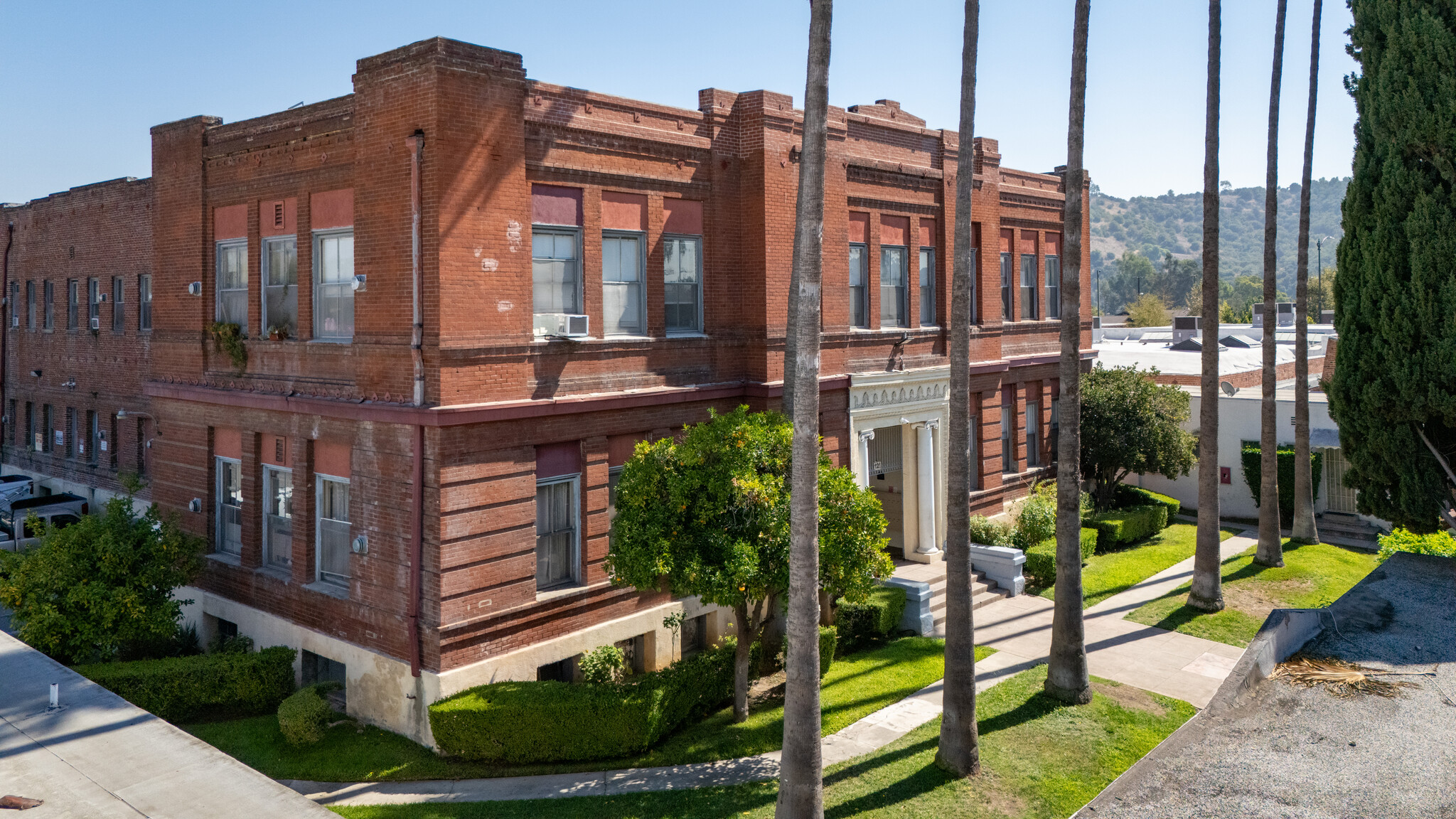 121 N Avenue 50, Los Angeles, CA for sale Building Photo- Image 1 of 3