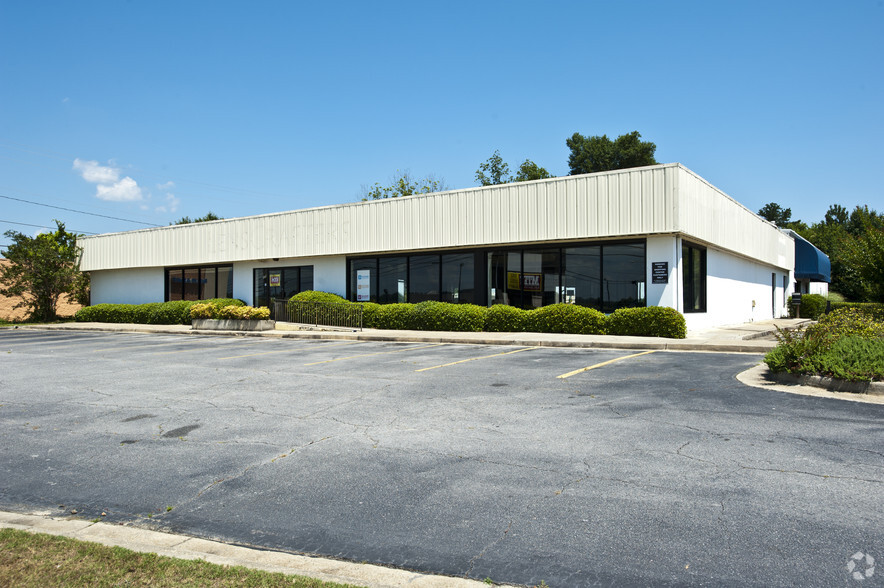 3353 Mercer University Dr, Macon, GA for sale - Primary Photo - Image 1 of 1