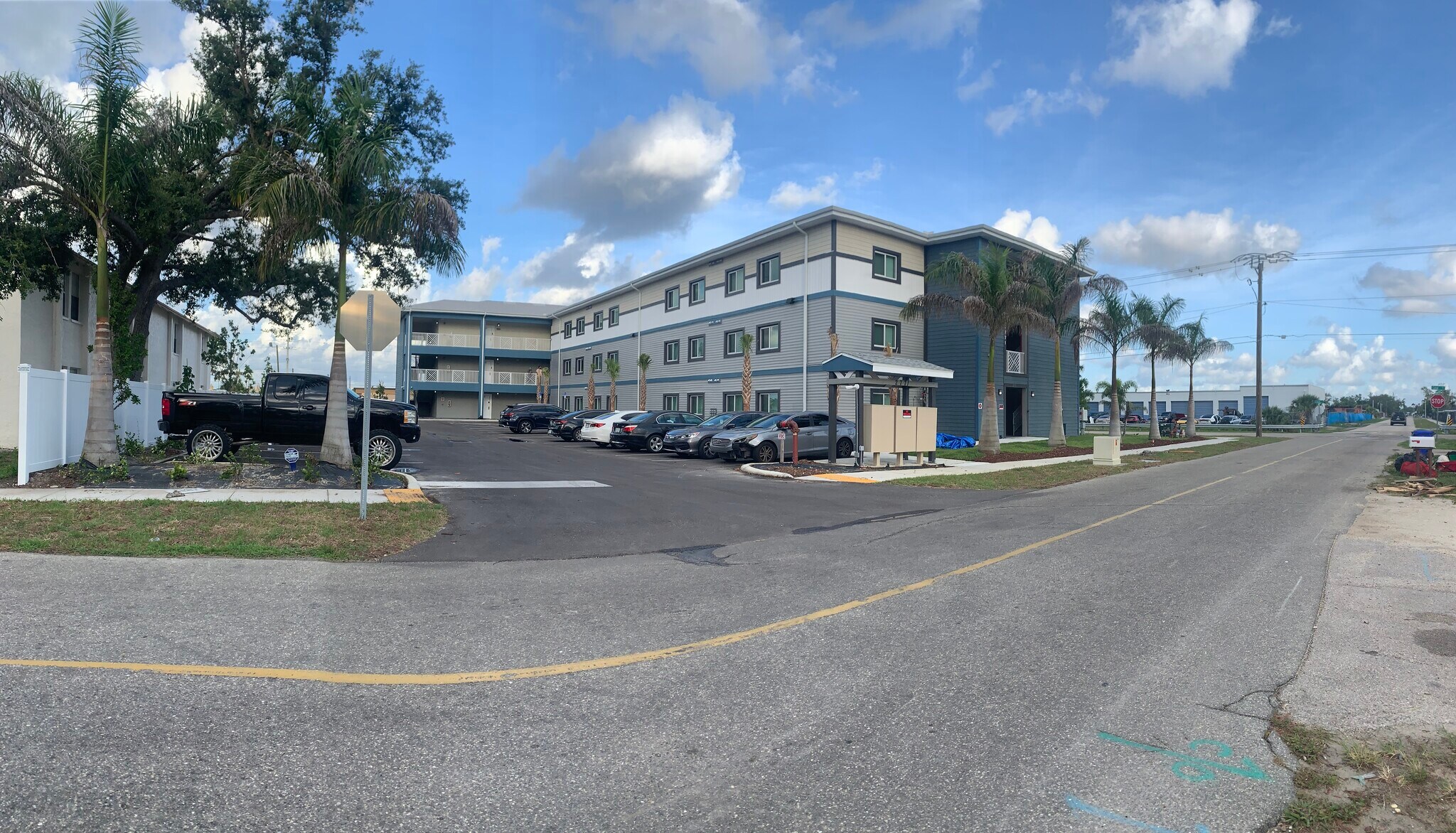 2771 Royal Palm Ave, Fort Myers, FL for sale Primary Photo- Image 1 of 1