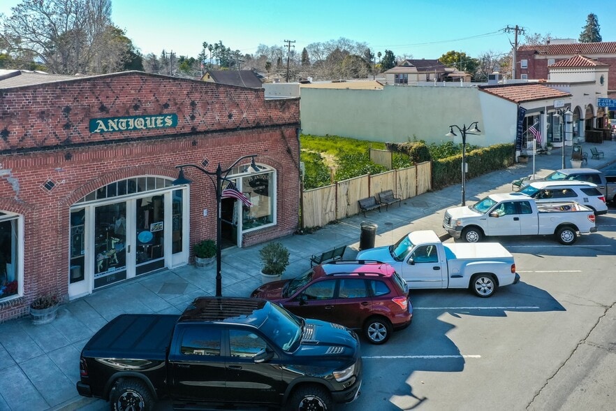 37753 Niles Blvd, Fremont, CA for sale - Building Photo - Image 3 of 16