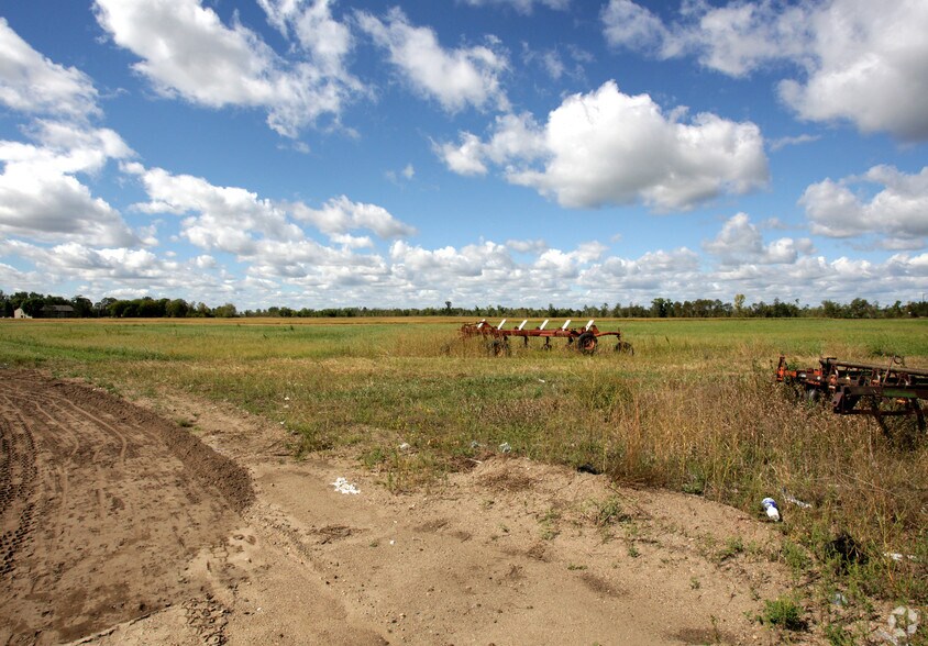 2nd St NW, Wadena, MN for sale - Primary Photo - Image 1 of 1
