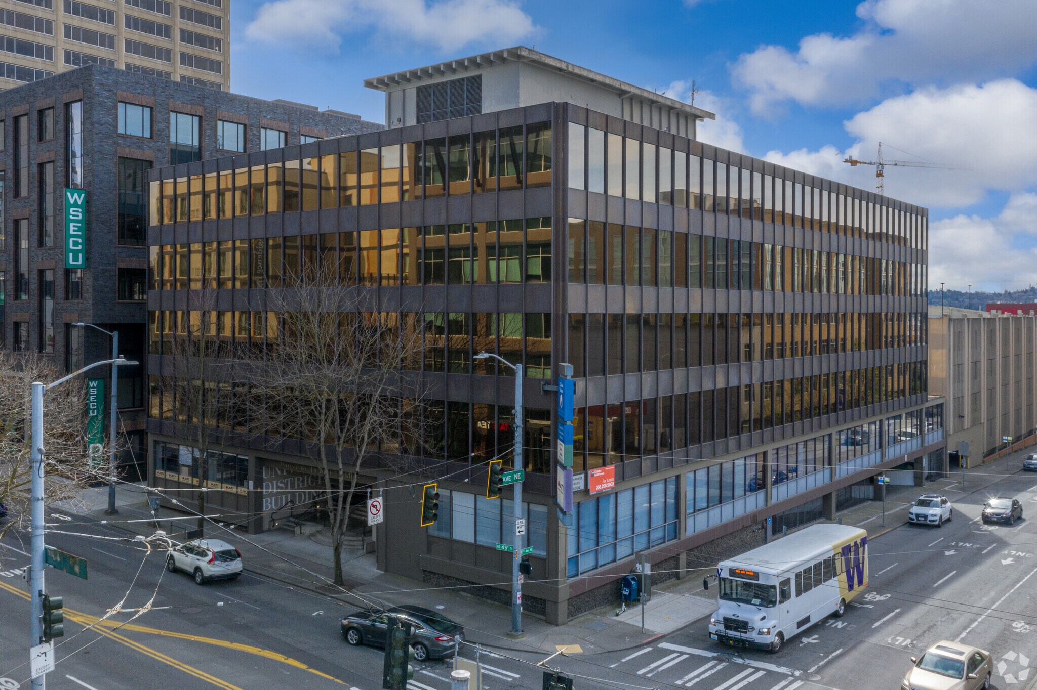 1107 NE 45th St, Seattle, WA for lease Building Photo- Image 1 of 5