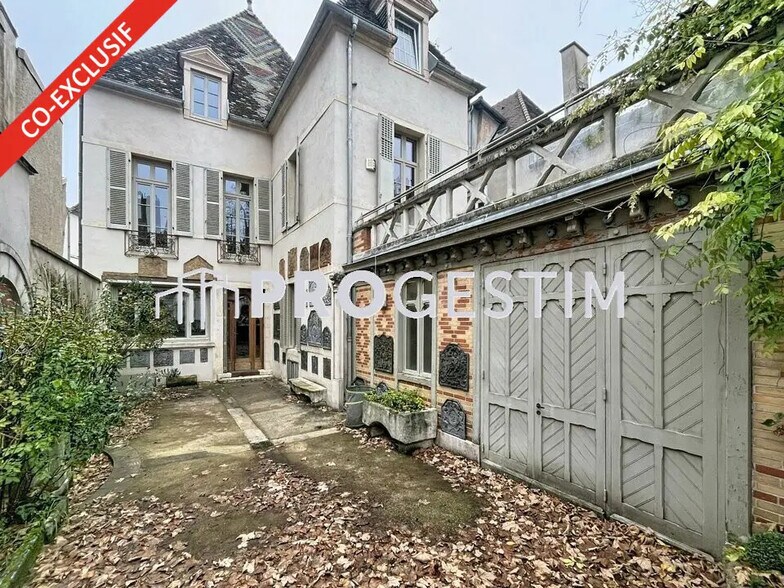 Office in Dijon for sale - Building Photo - Image 1 of 12