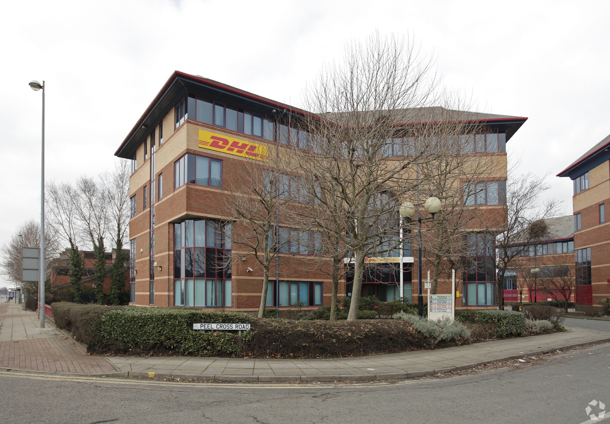 1 Peel Cross Rd, Salford for sale Primary Photo- Image 1 of 1