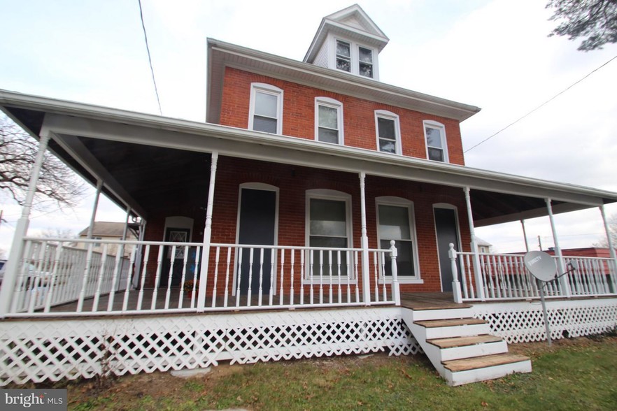 717 S Market St, Elizabethtown, PA for sale - Primary Photo - Image 1 of 1