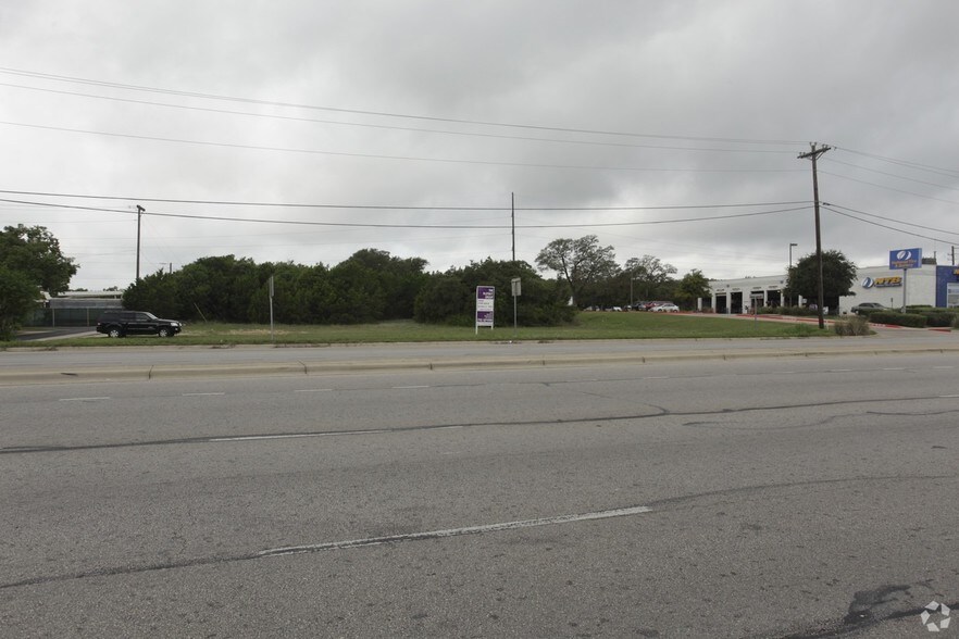 851 N Bell Blvd, Cedar Park, TX for sale - Primary Photo - Image 1 of 1