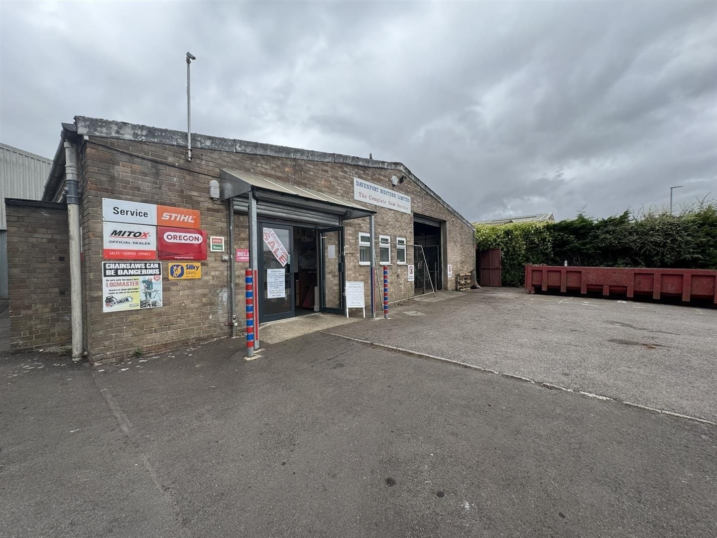 26 Oxford Road, Yeovil for lease Primary Photo- Image 1 of 14