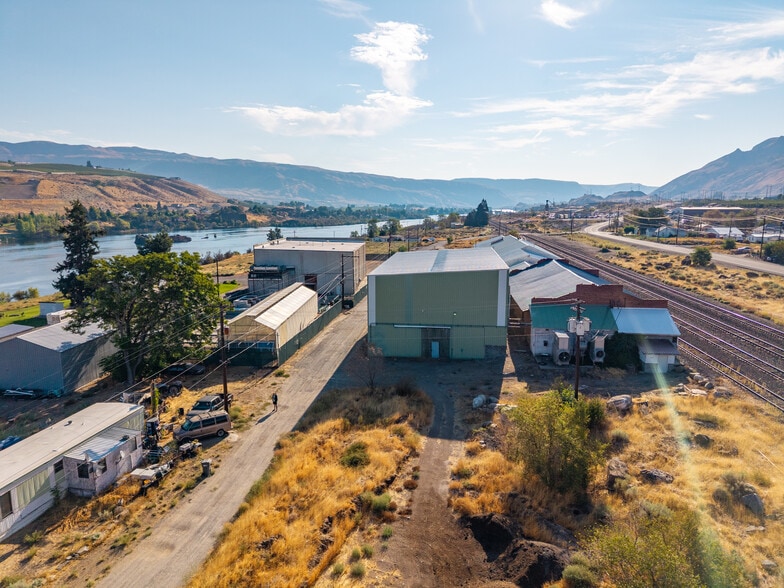 623 Goose Rock Ln, Malaga, WA for sale - Aerial - Image 2 of 27